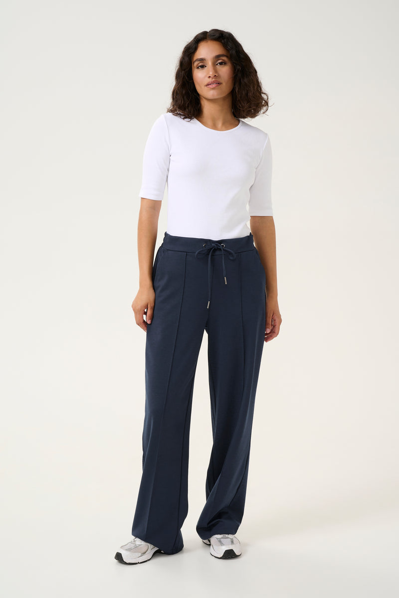 Kaffe - Jenny Straight Pant in Navy