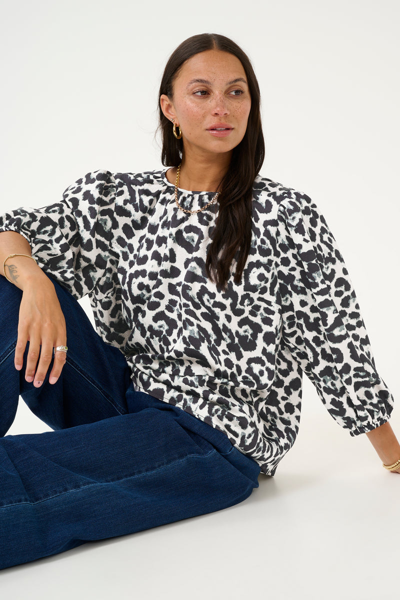 Kaffe - Roxy Leopard Silky Blouse