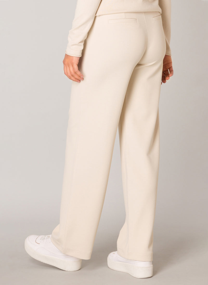 The Yest Base Level Basic Trousers are the perfect blend of smart and comfy. Crafted from soft and cozy fabric, you&